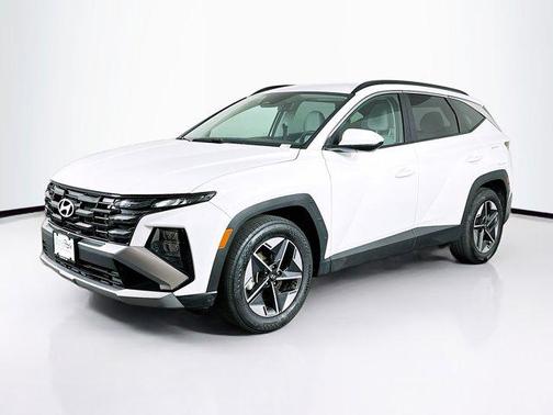 Serenity White Pearl 2025 Hyundai TUCSON SEL
