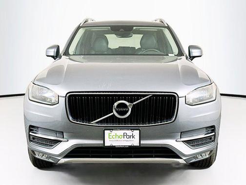 2016 Volvo XC90 T5 Momentum