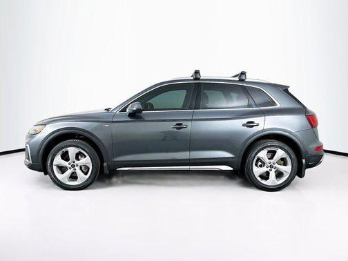 2022 Audi Q5 45 S line Premium Plus
