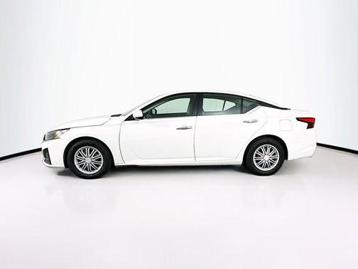 2023 Nissan Altima S FWD
