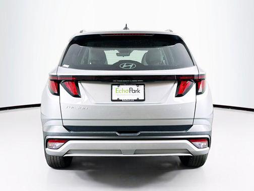 Shimmering Silver 2025 Hyundai TUCSON SEL
