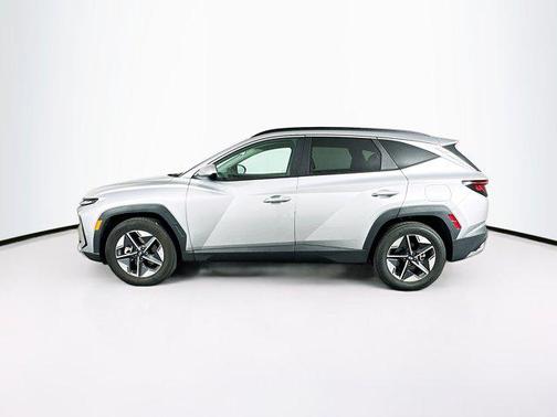 Shimmering Silver 2025 Hyundai TUCSON SEL
