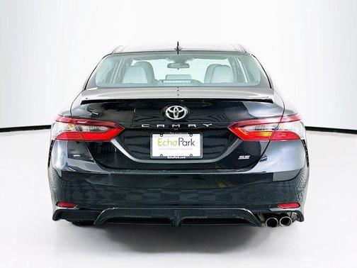 Midnight Black Metallic 2022 Toyota Camry SE