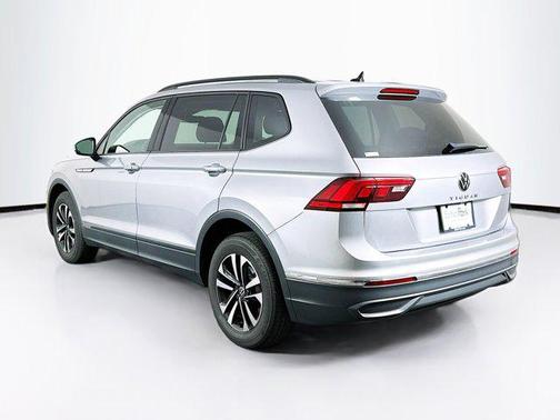 Pyrite Silver Metallic 2024 Volkswagen Tiguan 2.0T S