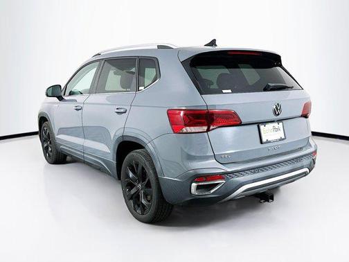 2022 Volkswagen Taos 1.5T SEL