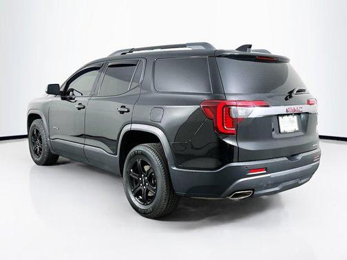 2021 GMC Acadia AWD AT4