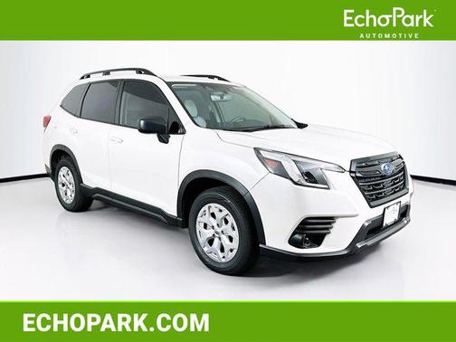Crystal White Pearl 2024 Subaru Forester Base