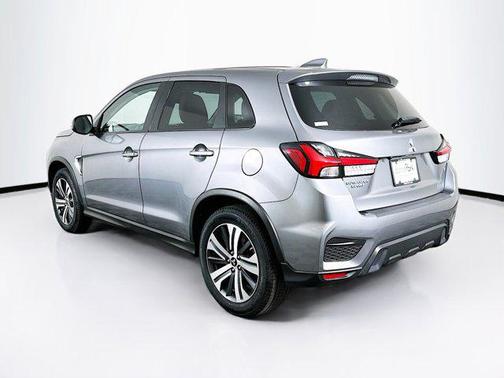 2024 Mitsubishi Outlander Sport SE