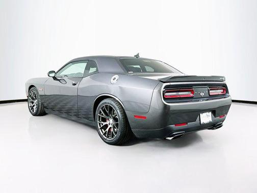 2016 Dodge Challenger SRT 392