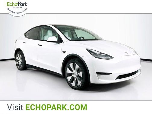 2022 Tesla Model Y Long Range Dual Motor All-Wheel Drive