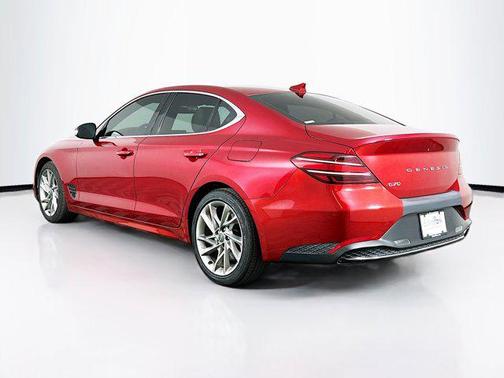 2022 Genesis G70 2.0T RWD