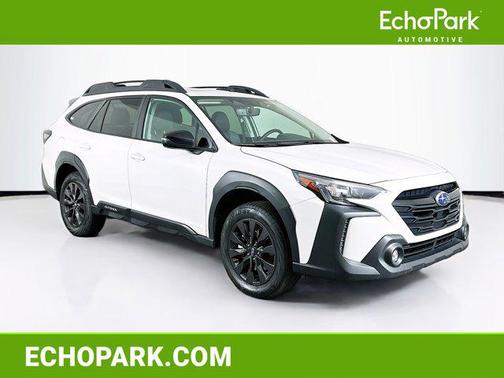 Crystal White Pearl 2025 Subaru Outback Onyx Edition