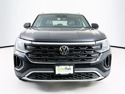 2024 Volkswagen Atlas Cross Sport 2.0T SE w/Technology 4MOTION