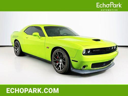 Sublime Pearl Coat 2015 Dodge Challenger SRT 392