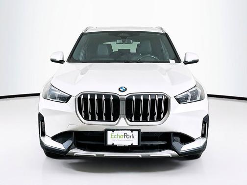 Alpine White 2025 BMW X1 xDrive28i