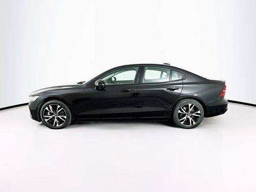 Onyx Black Metallic 2024 Volvo S60 B5 Core Dark Theme