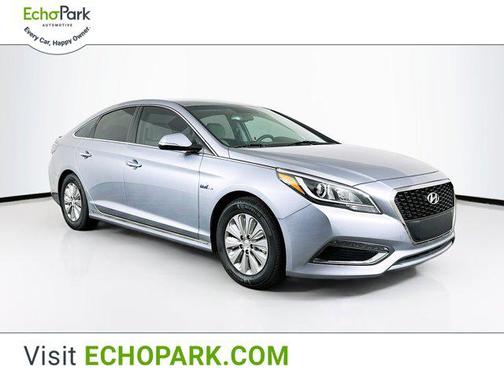 2016 Hyundai SONATA Hybrid SE