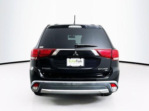 Labrador Black Pearl 2016 Mitsubishi Outlander SEL