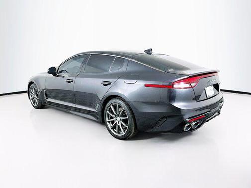 2022 Kia Stinger GT-Line