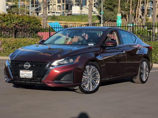 2025 Nissan Altima SL