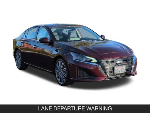 2025 Nissan Altima SL