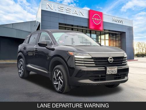 2025 Nissan Kicks SV