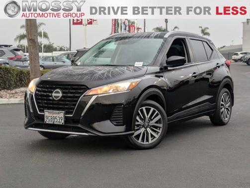 2023 Nissan Kicks SV