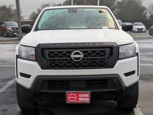 2022 Nissan Frontier S