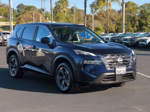 2025 Nissan Rogue SV