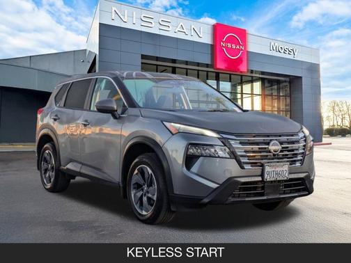 2025 Nissan Rogue SV