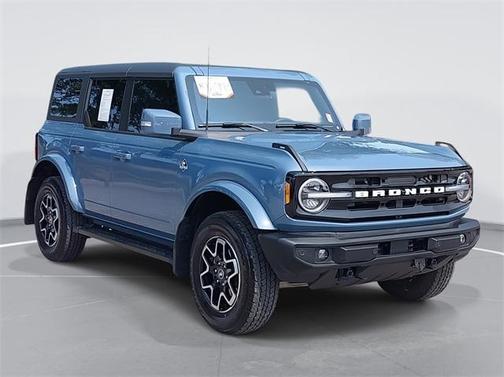 2024 Ford Bronco Outer Banks