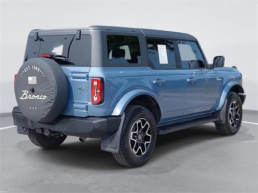 2024 Ford Bronco Outer Banks
