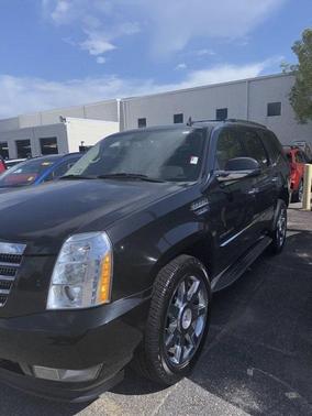 2010 Cadillac Escalade Luxury