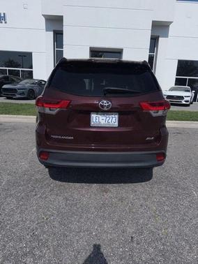 2019 Toyota Highlander SE