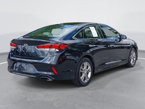 2018 Hyundai SONATA Limited