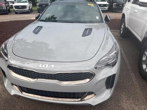 2023 Kia Stinger GT-Line