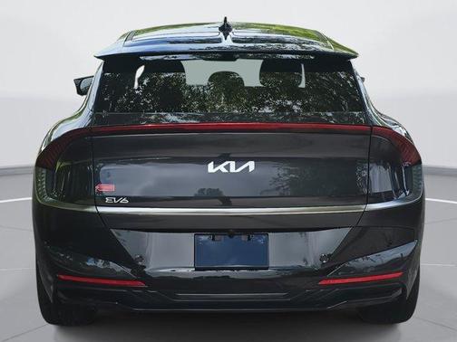 2025 Kia EV6 Wind