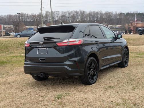 2022 Ford Edge ST LINE