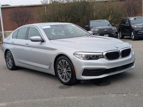 2019 BMW 530 i