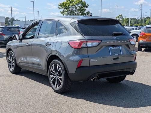 2021 Ford Escape SE