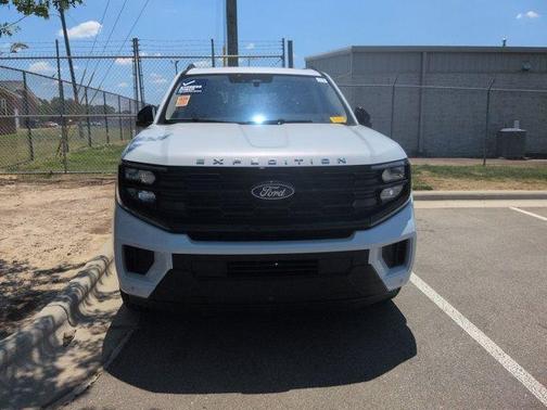 Silver Metallic 2025 Ford Expedition Max Active