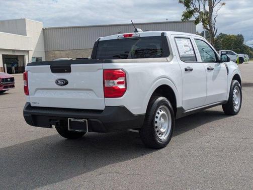 2025 Ford Maverick XL
