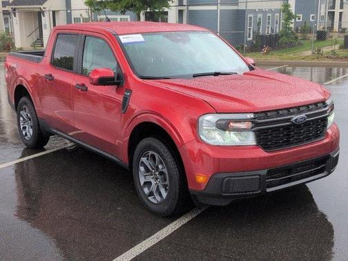 Chili Pepper Red 2022 Ford Maverick XLT