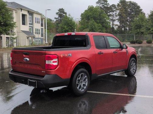 Chili Pepper Red 2022 Ford Maverick XLT