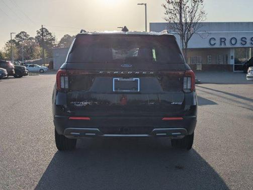 Black Metallic 2025 Ford Explorer Active
