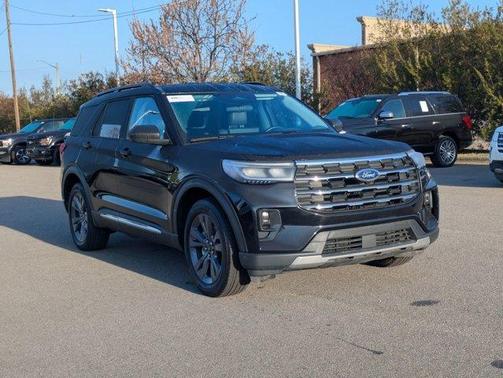 Black Metallic 2025 Ford Explorer Active