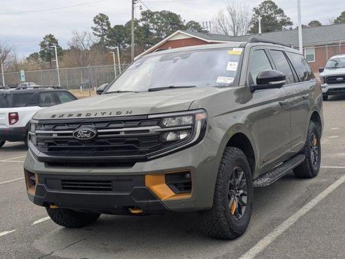 2025 Ford Expedition Tremor