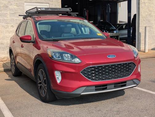 2020 Ford Escape SEL