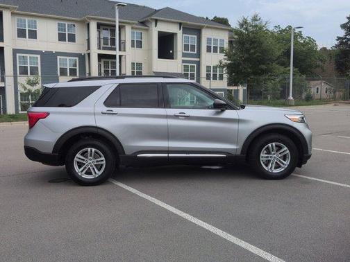 Silver Metallic 2024 Ford Explorer XLT
