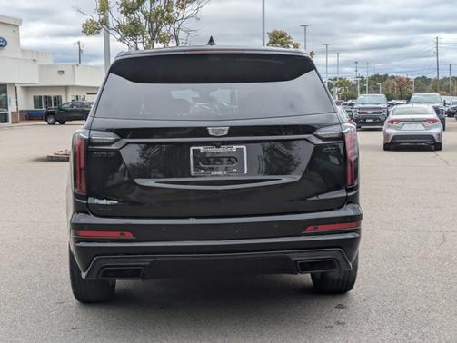 2024 Cadillac XT6 SPORT